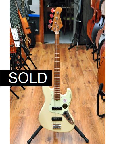 Bacchus Universe Series BJB 2 RSM Roasted Maple Olympic White